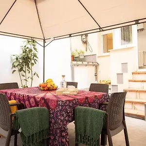 Apartment Lugar Especial, Gran Patio, Junto Al Ayuntamiento, Bilbao